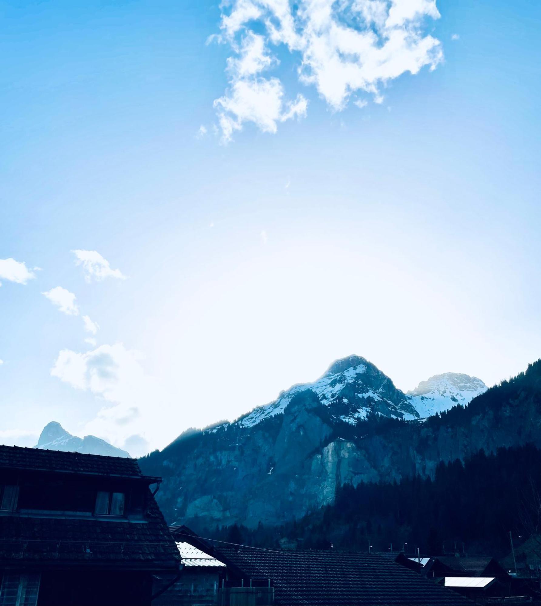 Charming, Well-Equipped Alpine Apartment คันเดอร์ชเตค ภายนอก รูปภาพ