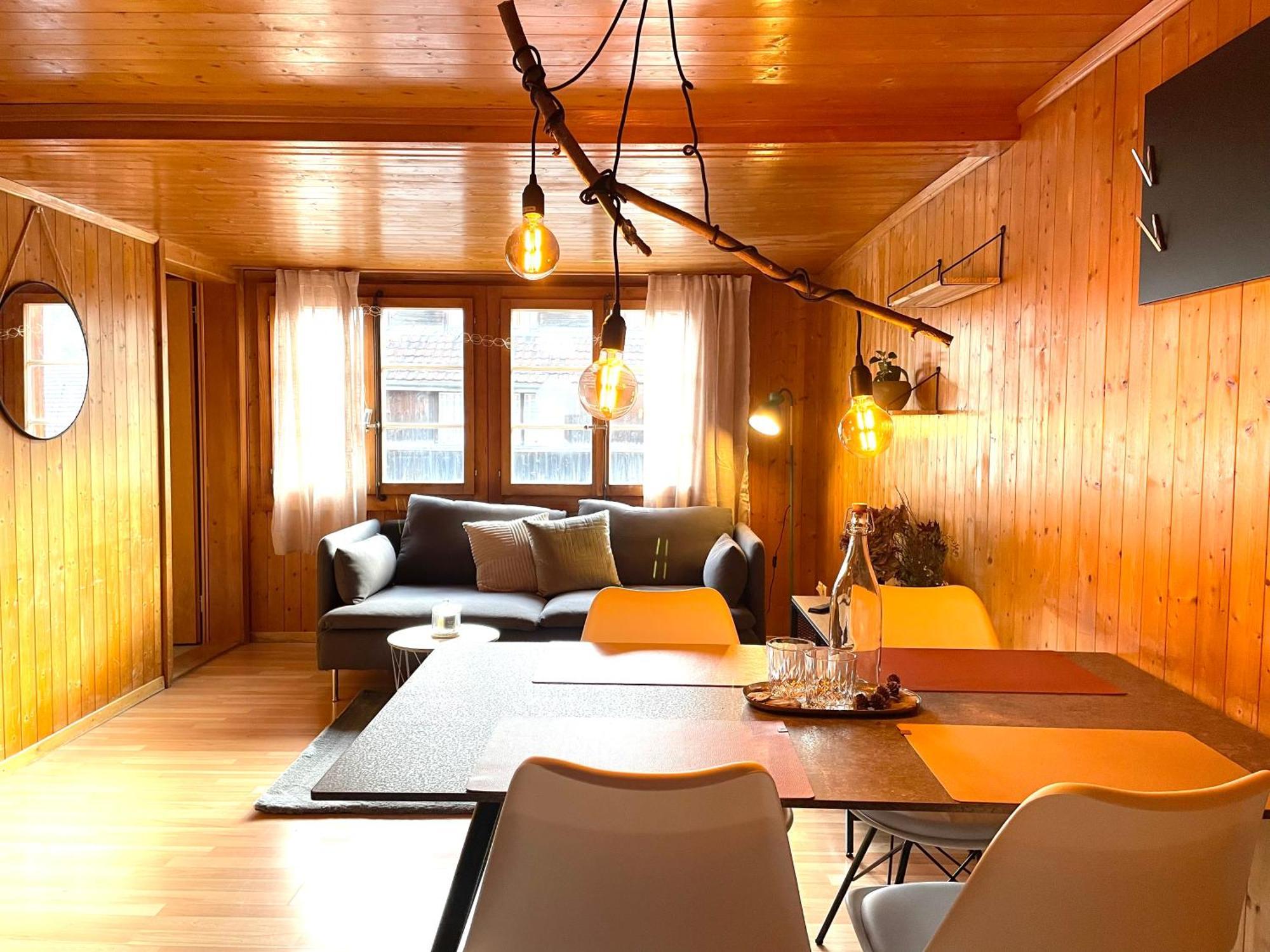 Charming, Well-Equipped Alpine Apartment คันเดอร์ชเตค ภายนอก รูปภาพ